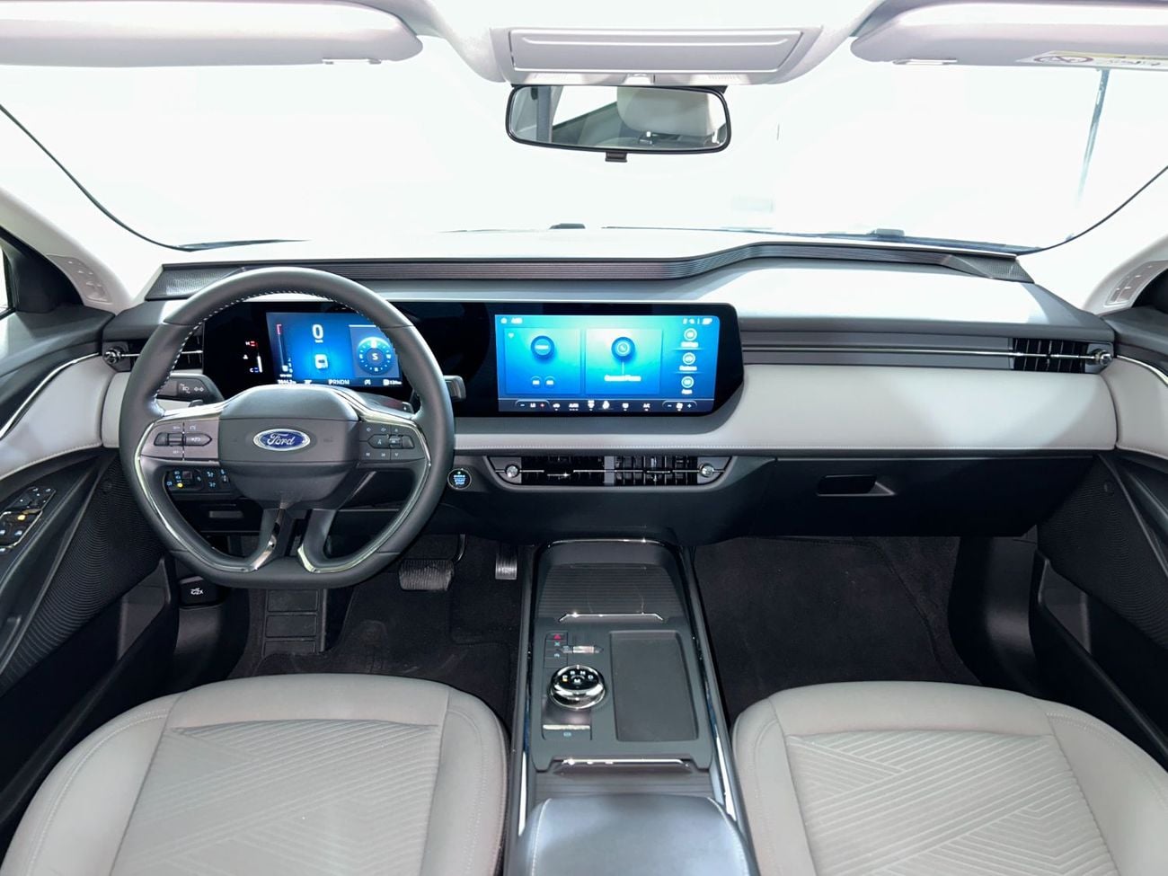 Ford Taurus TREND FH-TPC1225N/AL TAYER MOTORS / AL QOUZ SHOWROOM