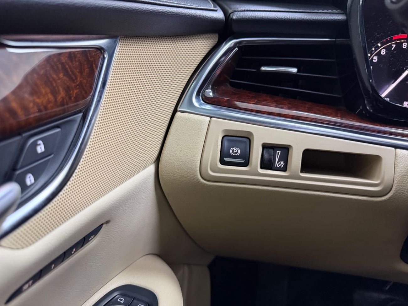 Cadillac XT5 PREMIUM LUXURY