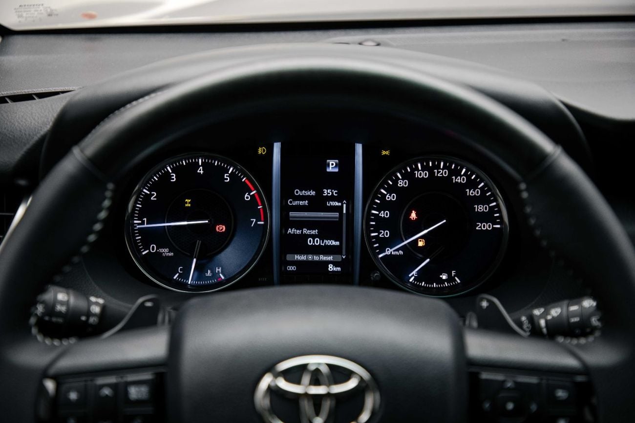 Toyota Fortuner SR5 4.0L - Attitude Black Inside Black | Export