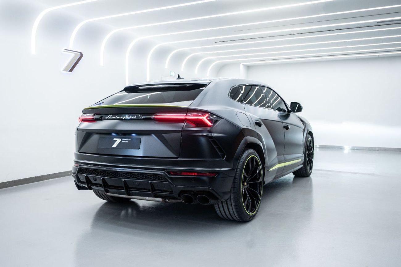 Lamborghini Urus STANDARD Pearl Capsule – European Specs – Accident Free