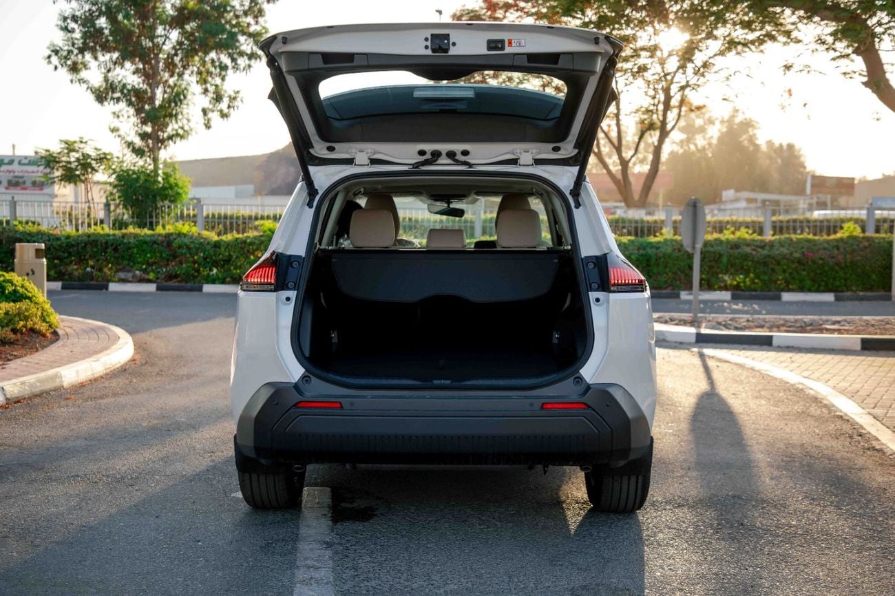 Toyota RAV4 XLE 2.0L - Platinum White Pearl Inside Beige | Export Price