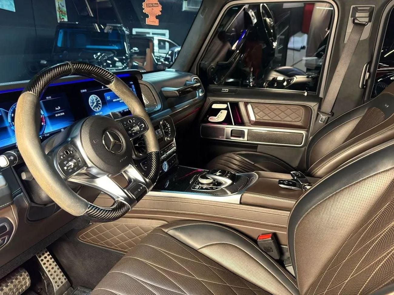 Mercedes Benz G63 AMG STANDARD