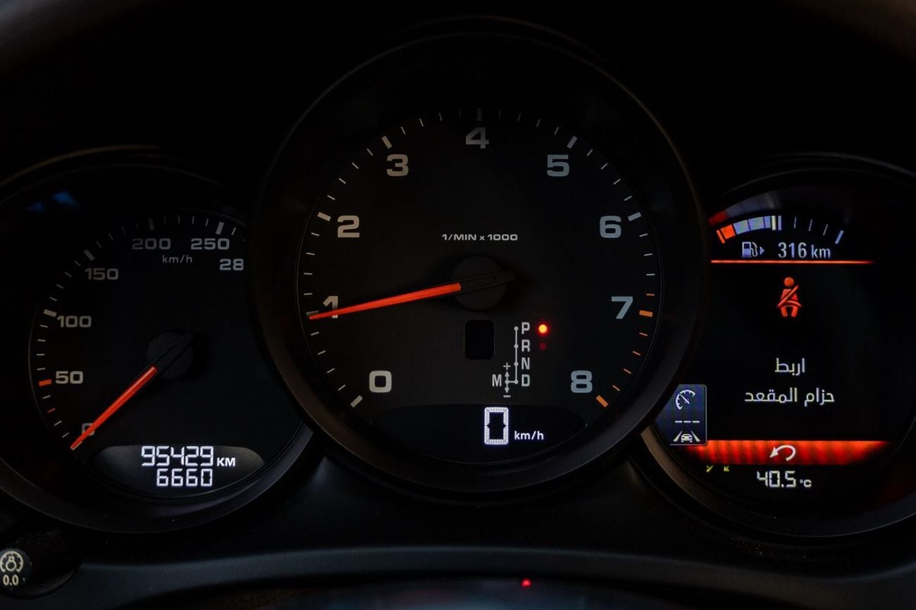 Porsche Macan Std 2.0L (252 HP) Porsche Macan 2019 GCC | Warranty