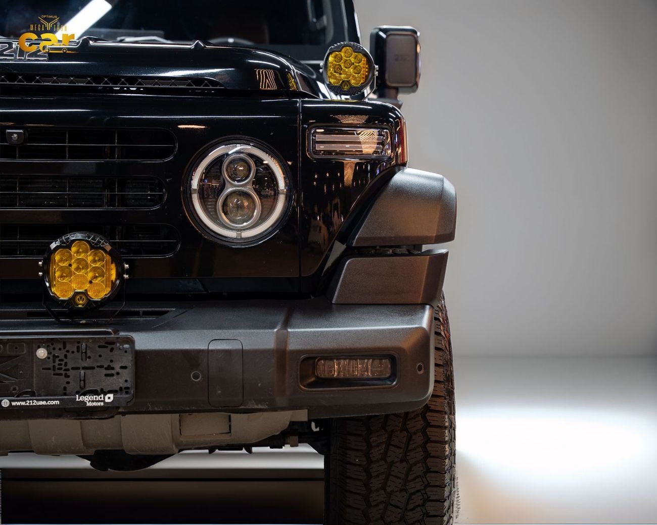 212 T01 Adventurer
