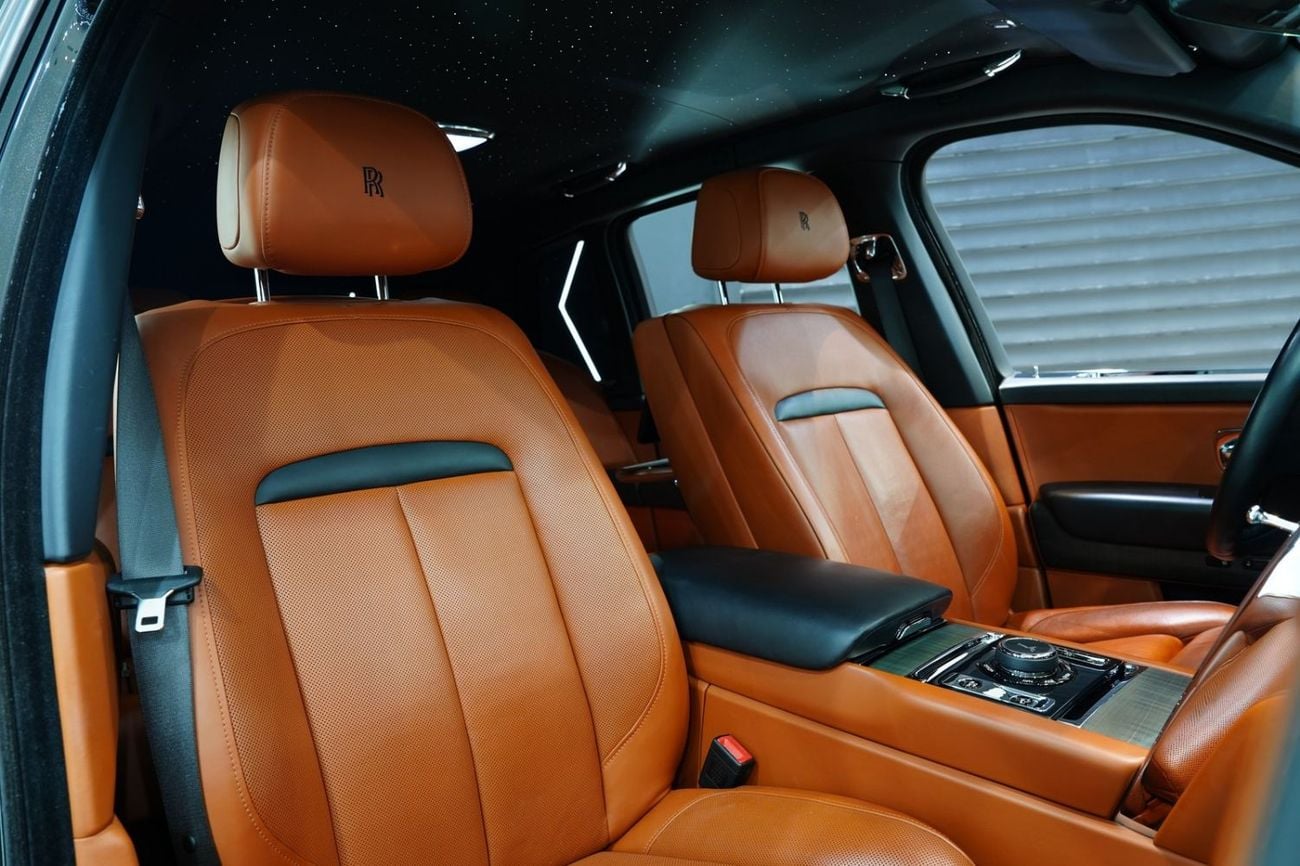 Rolls Royce Cullinan Mansory Kit 2021 Rolls-Royce Cullinan, Full Mansory Exterior Body Kit, Starlight. Rear Entertainment, GCC Specs!
