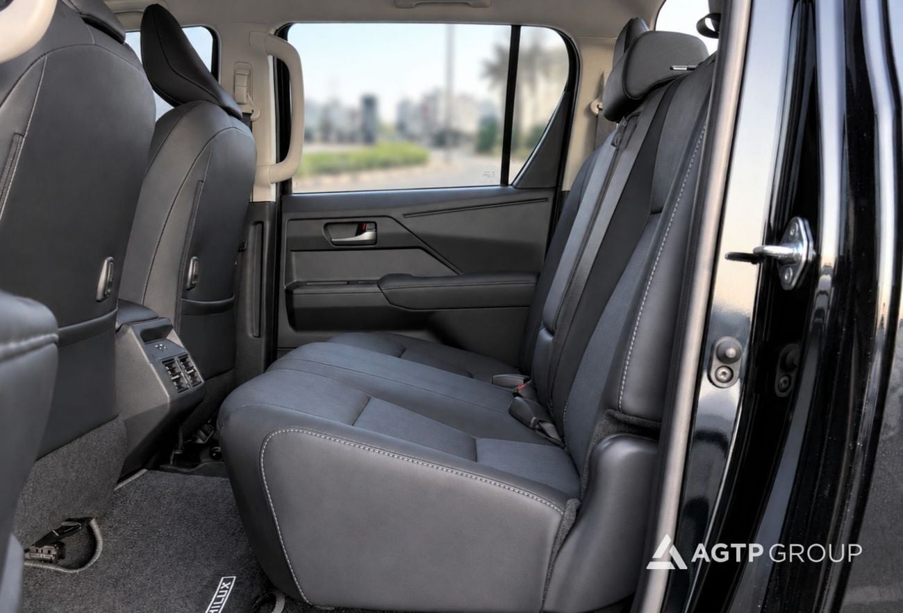 Toyota Hilux TRAVO 2.8L Turbo Diesel | FULL OPTION | Automatic | 4WD | Black | Double Cab | 2026 | READY EXPORT