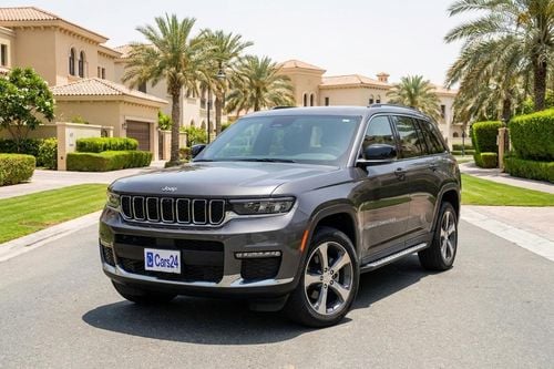 جيب جراند شيروكي LIMITED كارس24 هي سوق ضخم للسيارات المستعملة موثوق ومضمون ٪كارس24 هي سوق ضخم للسيارات المستعملة موثوق ومضمون