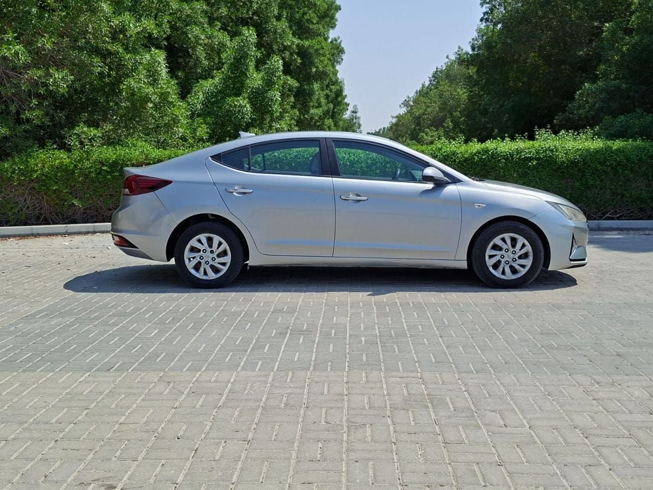 Hyundai Elantra GL
