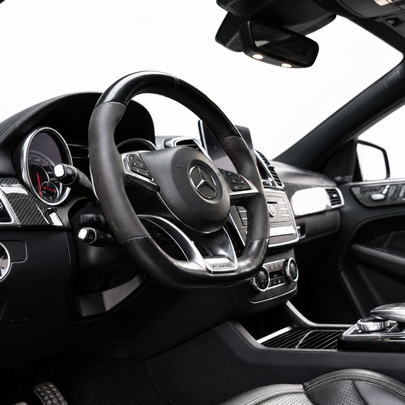 مرسيدس بنز GLE 63 AMG S 5,739 درهم إماراتي شهرياً • بدون دفعة أولى • مرسيدس بنز GLE 63 S AMG • ضمان لمدة عام
