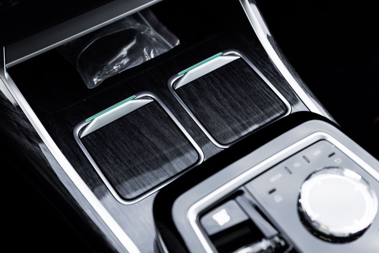 BMW 740i MASTERCLASS M SPORT PACKAGE BMW 740i – 2026 | GCC | Only 2,050 KM | 2 Years Warranty | AED 449,000