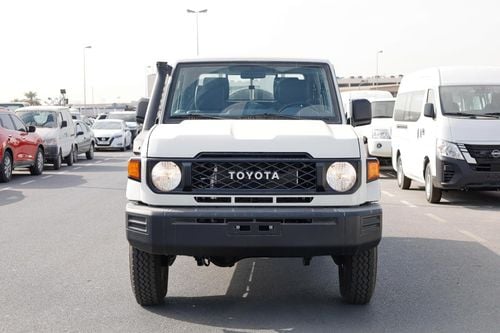 تويوتا لاند كروزر بيك أب 70
