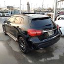 Mercedes Benz GLA250 STANDARD
