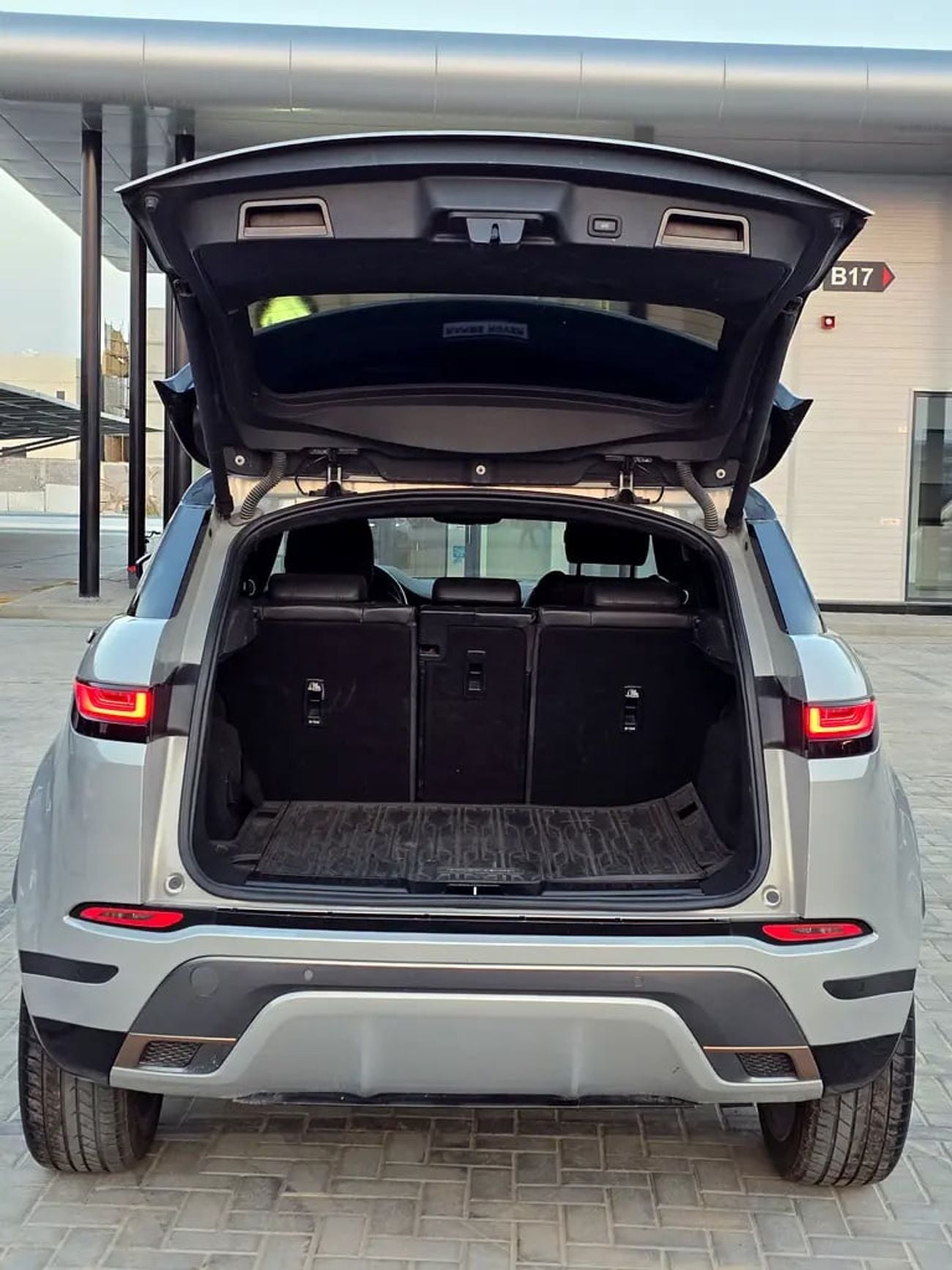 Land Rover Range Rover Evoque P250SE - American Specs