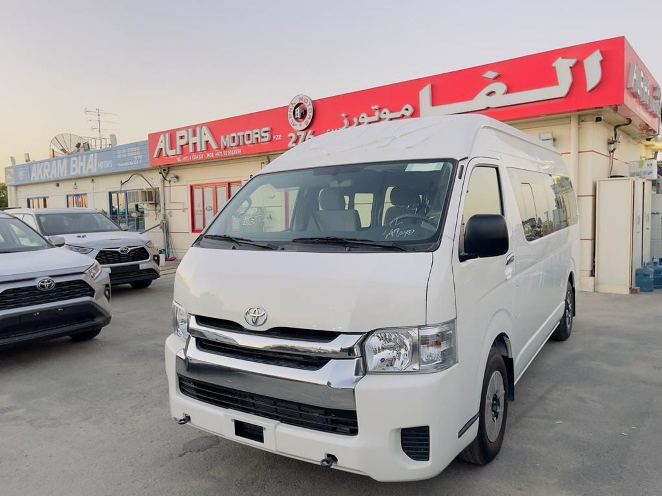 تويوتا هاياس GL Toyota Hiace High Roof