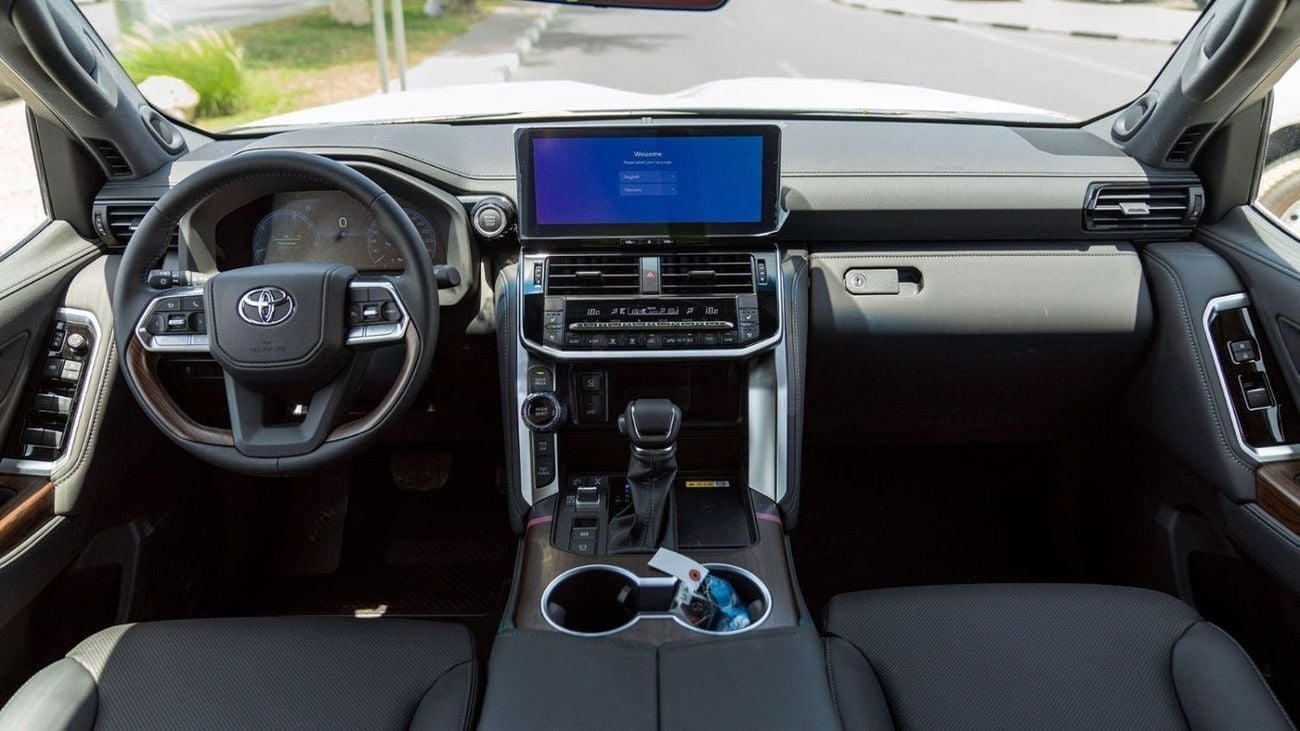 تويوتا لاند كروزر VXR LAND CRUISER VXR 3.3L DIESEL FULL OPTION 2025
