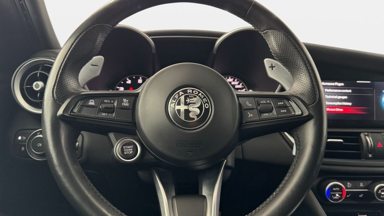 Alfa Romeo Giulia VELOCE | 2022 | 0% DP | AED 1,978 /Month | Gargash Warranty and Service