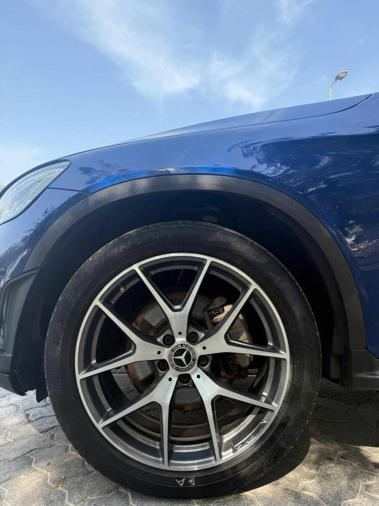 Mercedes Benz GLC 300 AMG 2.0L