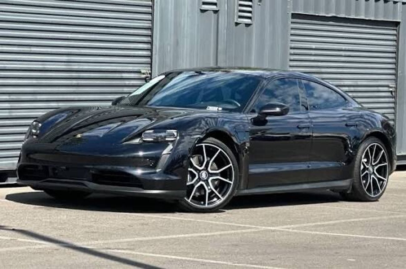 Porsche Taycan 4S