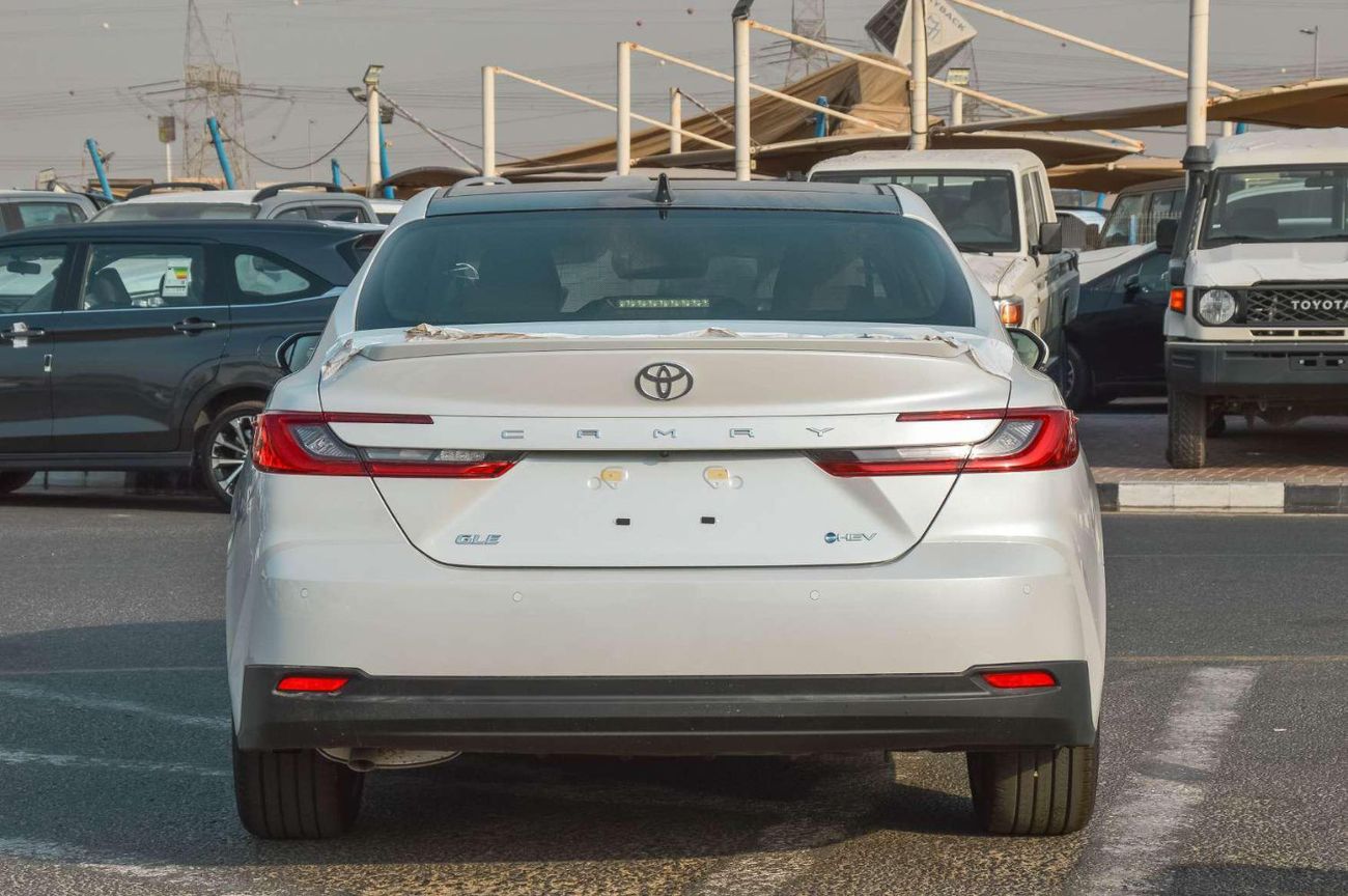 تويوتا كامري GLE HEV 2.5L FWD SEDAN 2026