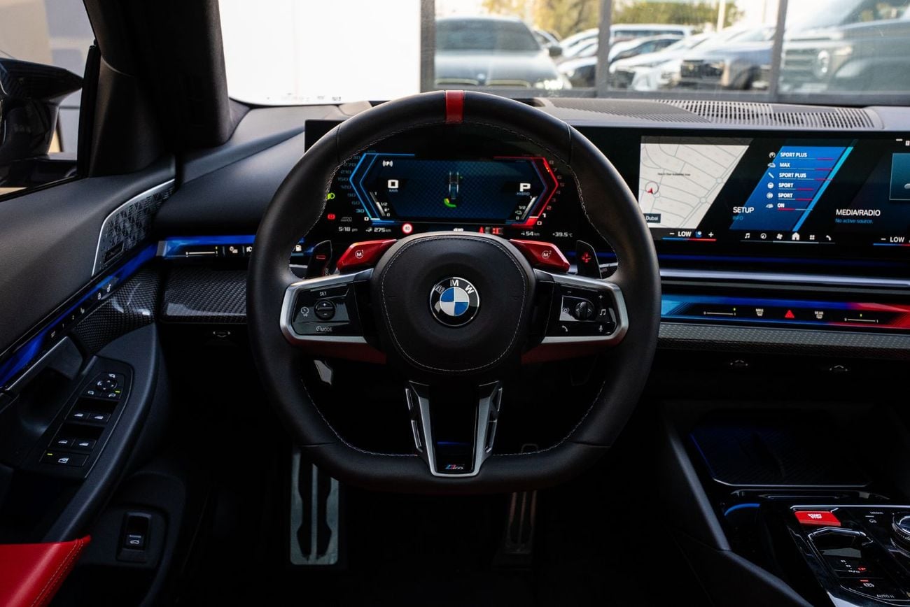 BMW M5 MASTERCLASS Touring 2025 GCC 4.4L Twin Turbo V8 PHEV Agency Warranty Full Service History 728hp