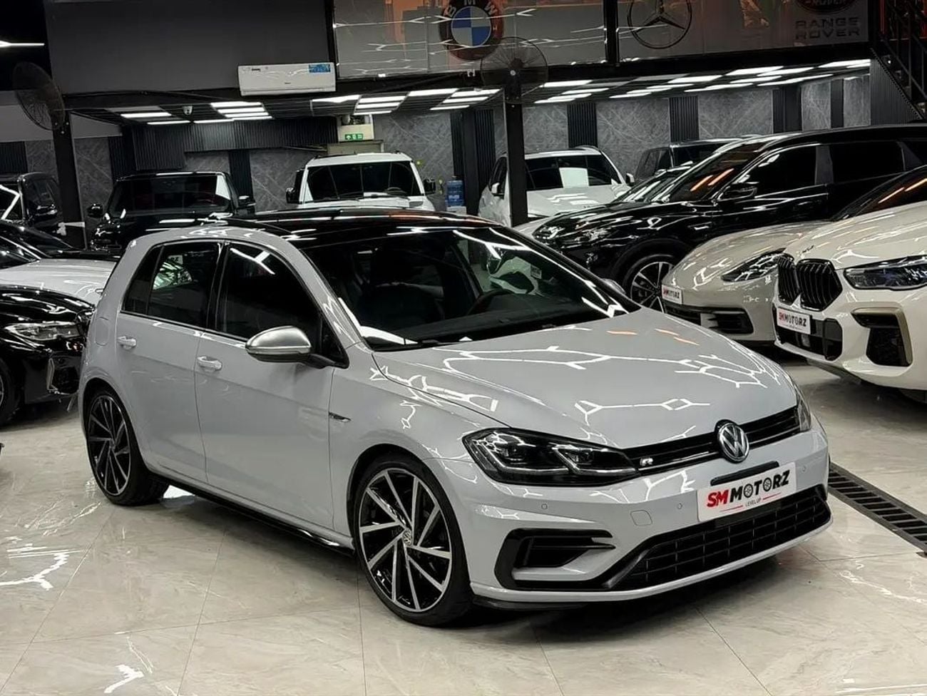 Volkswagen Golf R SEL