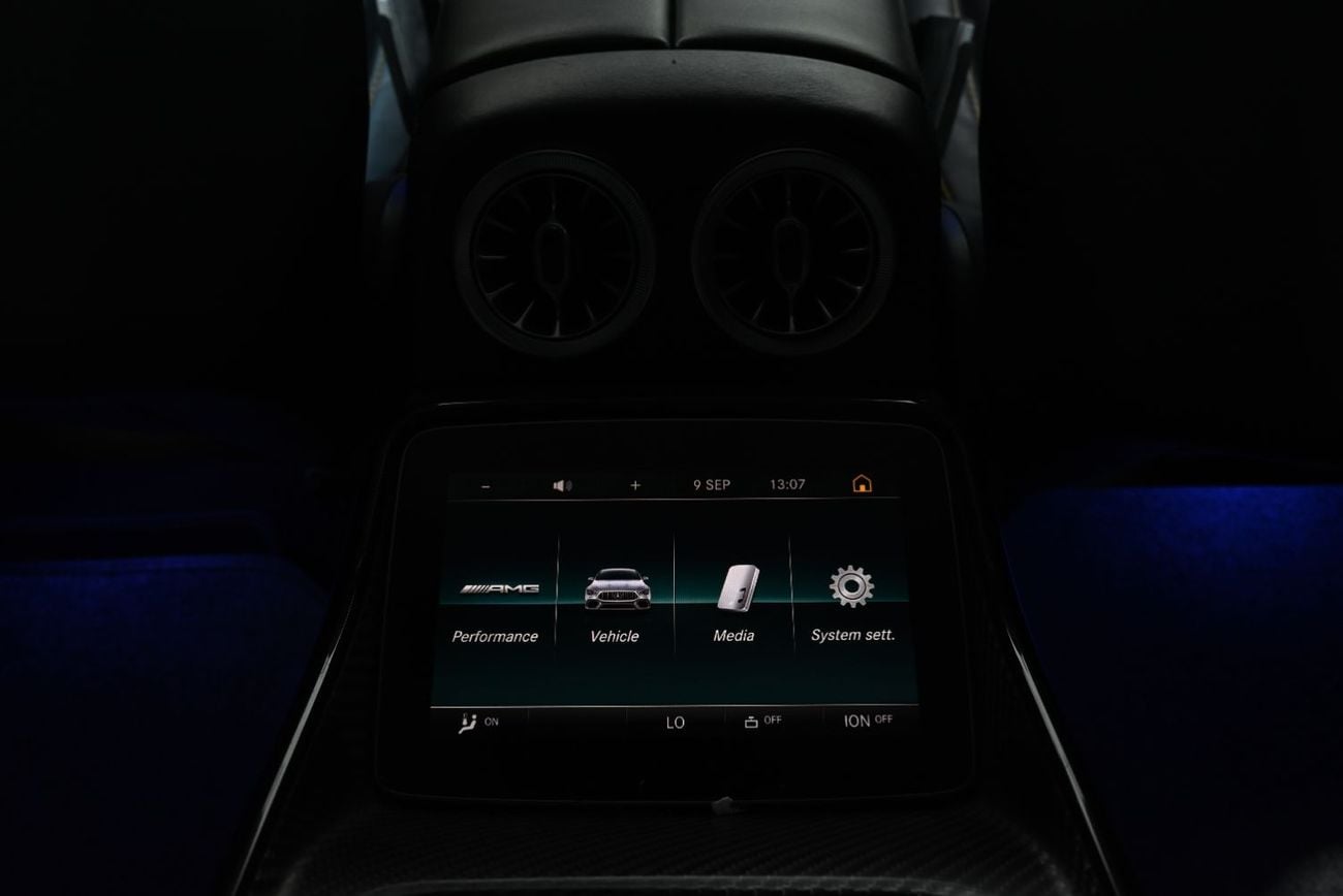 مرسيدس بنز AMG GT 63-S مرسيدس بنز AMG GT63 S موديل 2019، سجل صيانة كامل، ضمان لمدة عام، حالة ممتازة، دول مجلس التعاون الخلي