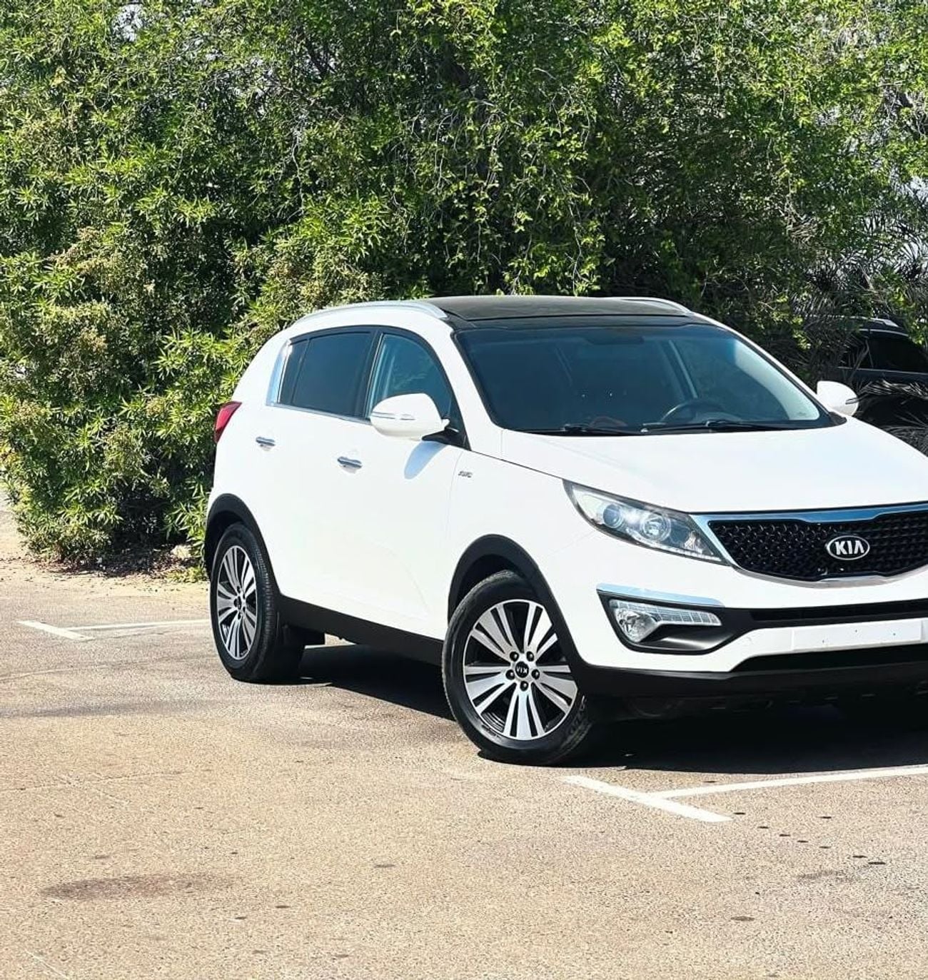 Kia Sportage LX GCC l Panoramic Sunroof, Leather, Cruise l Accident Free