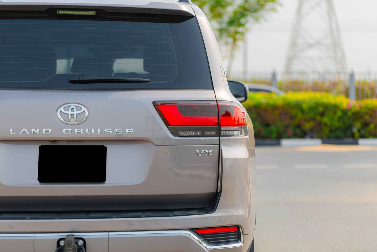 تويوتا لاند كروزر VX Toyota Land Cruiser VX 4.0L