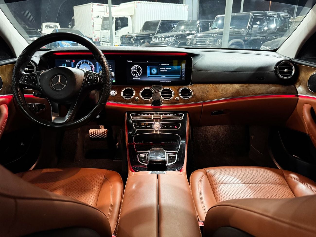 Mercedes Benz E400 STANDARD