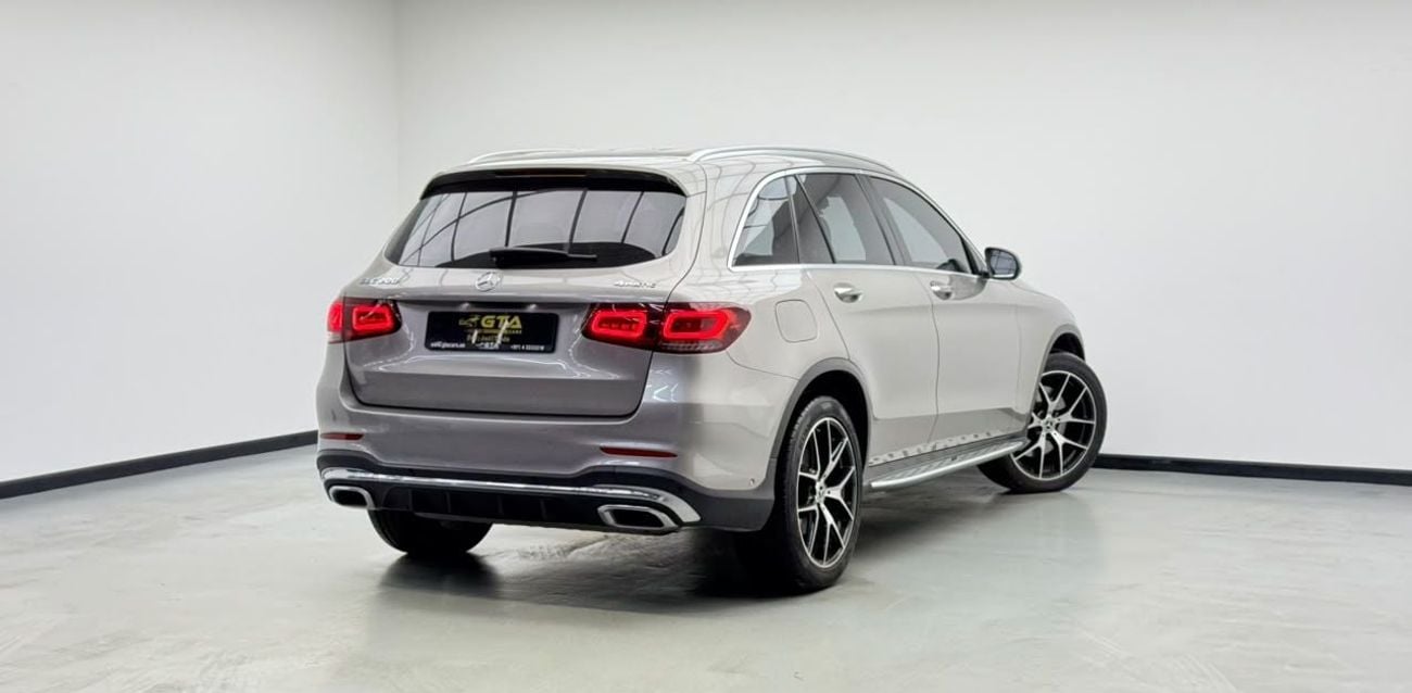 Mercedes Benz GLC200 4MATIC HIGH 2022 Mercedes Benz GLC200 AMG 4Matic, Warranty, Full Service History, Excellent Condition, GCC