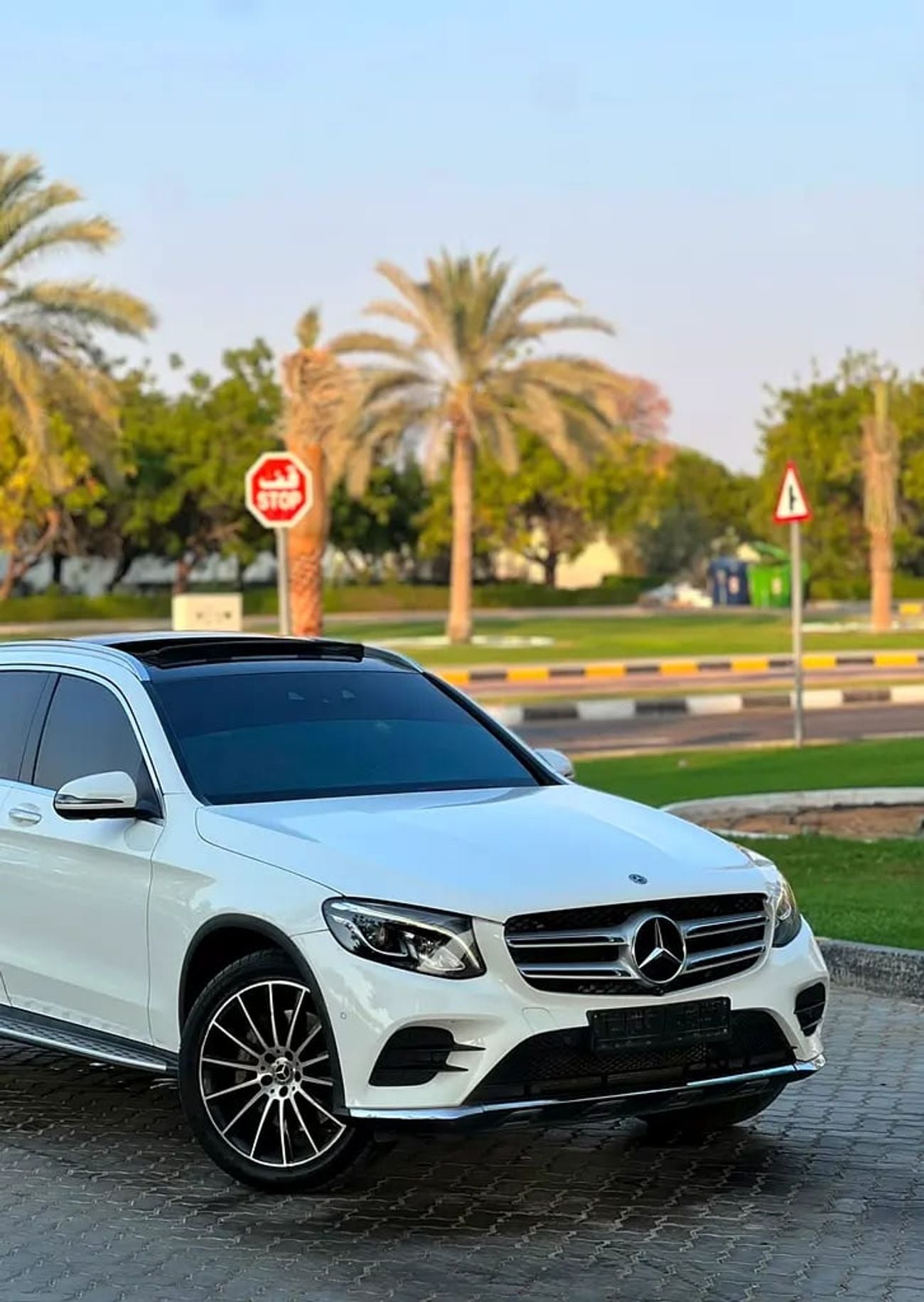 Mercedes Benz GLC250 GLC 250 4MATIC | GCC Specs | Excellent Condition
