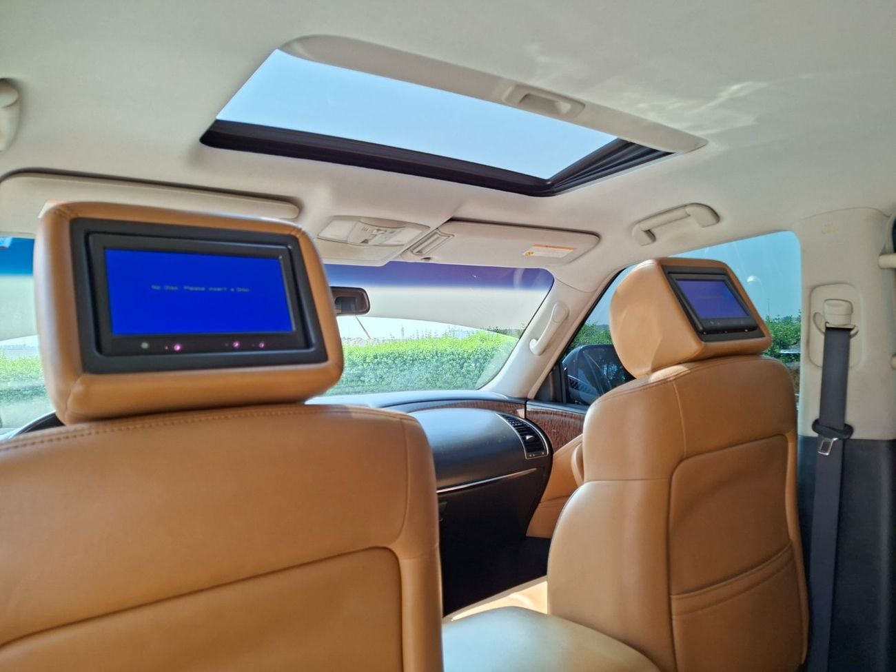 Nissan Patrol LE PLATINUM Nissan patrol model 2015 full option