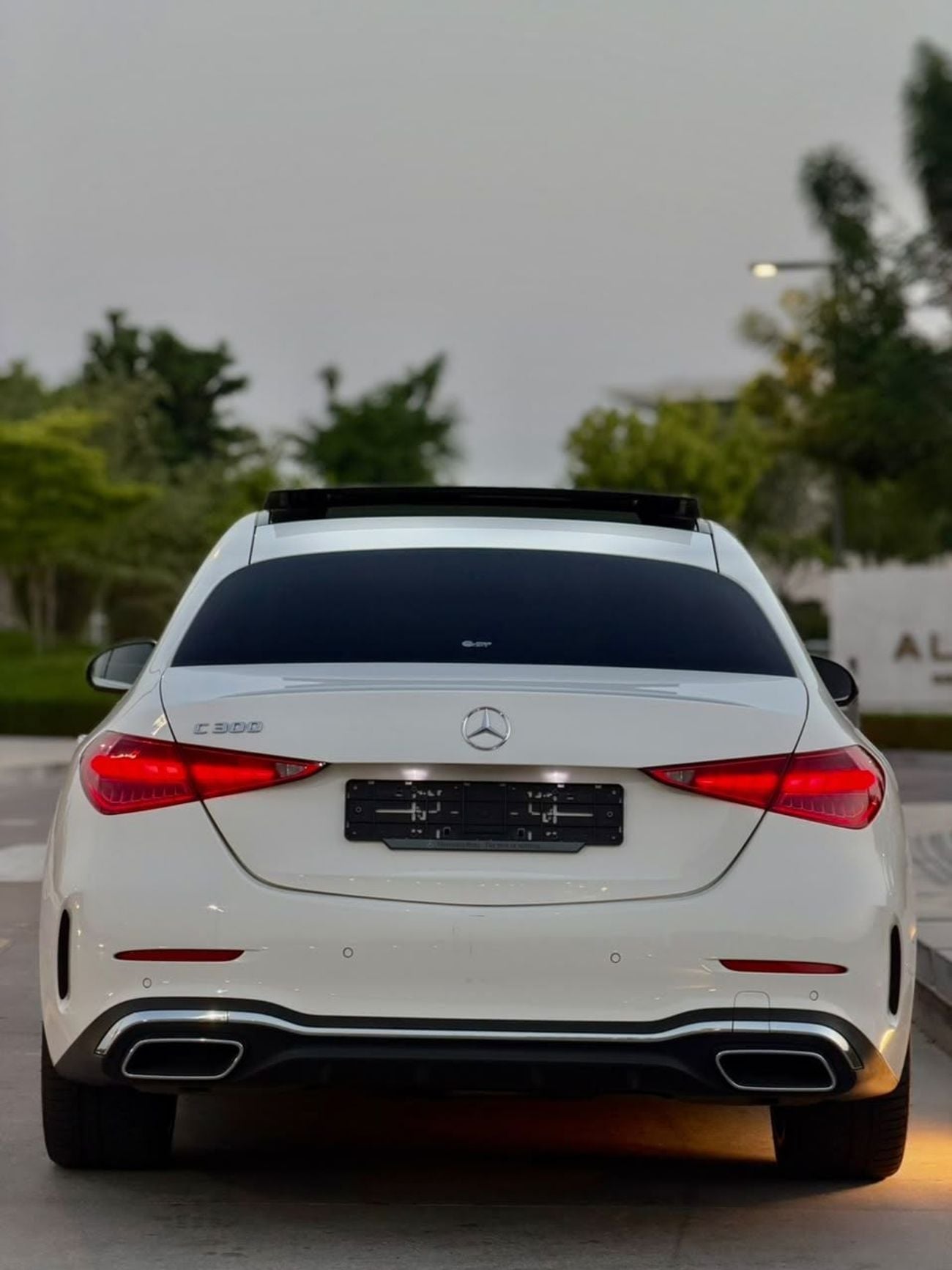 مرسيدس بنز C 300 AMG