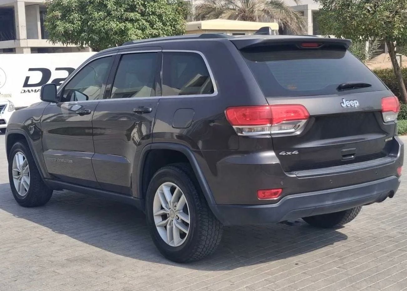 Jeep Grand Cherokee LAREDO