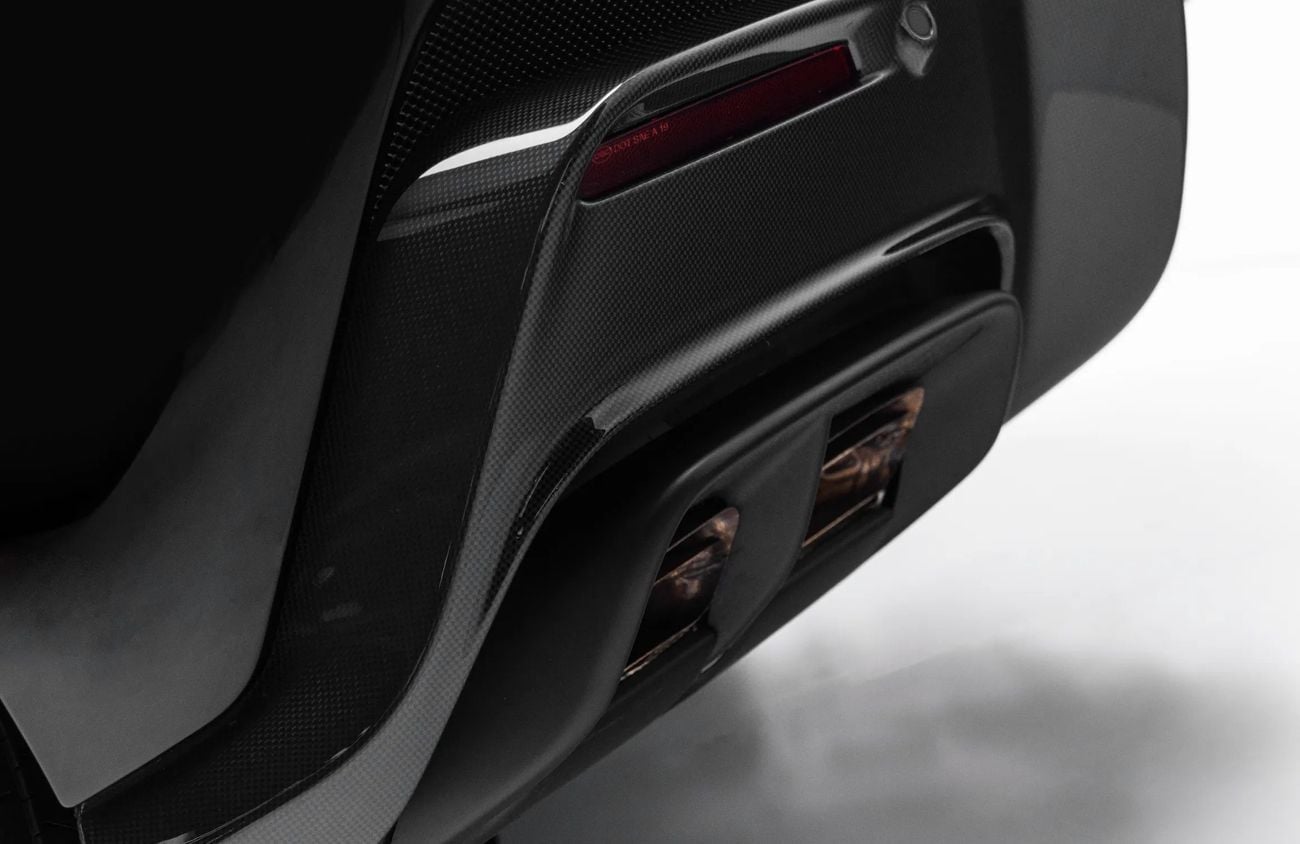 فيراري 12سيلندري 6.5 L Naturally Aspirated V12 Engine