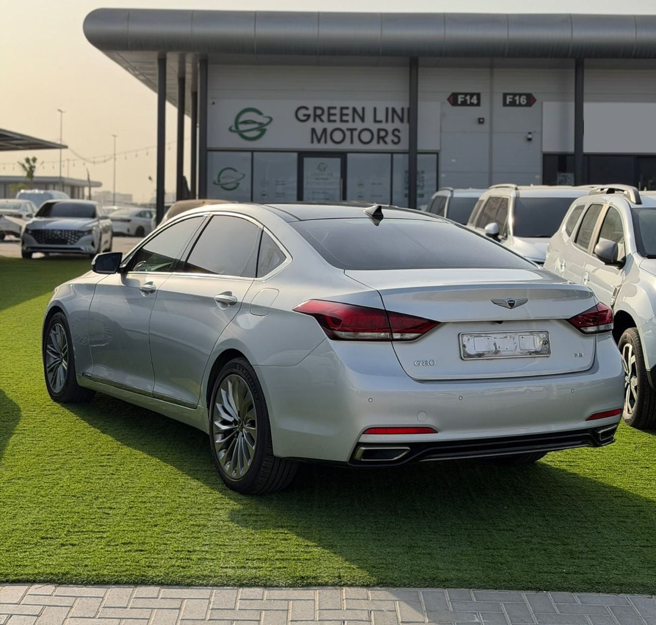 Genesis G80 BASE Genesis G80