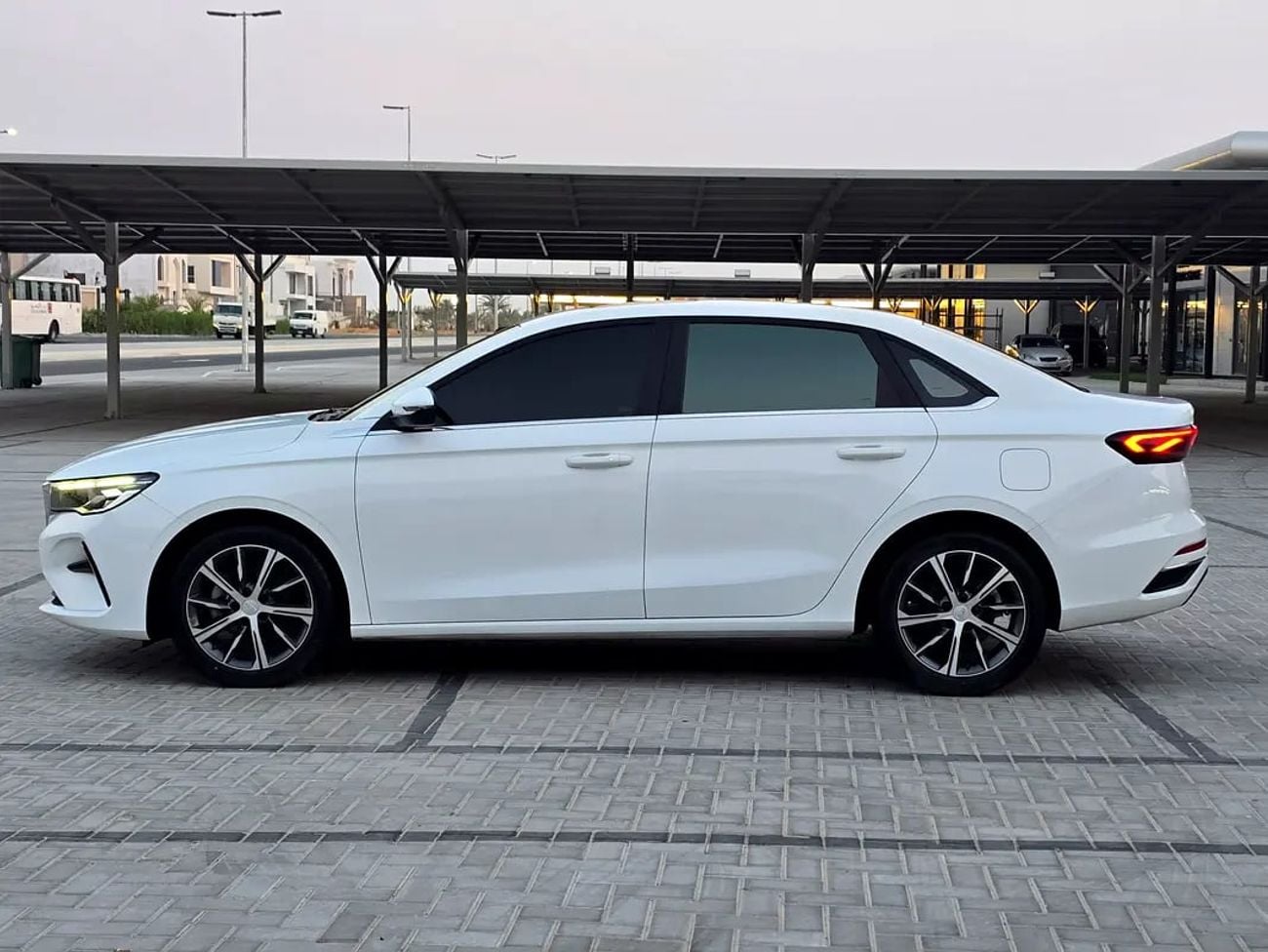 Geely Emgrand GS | GCC Specs | Warranty
