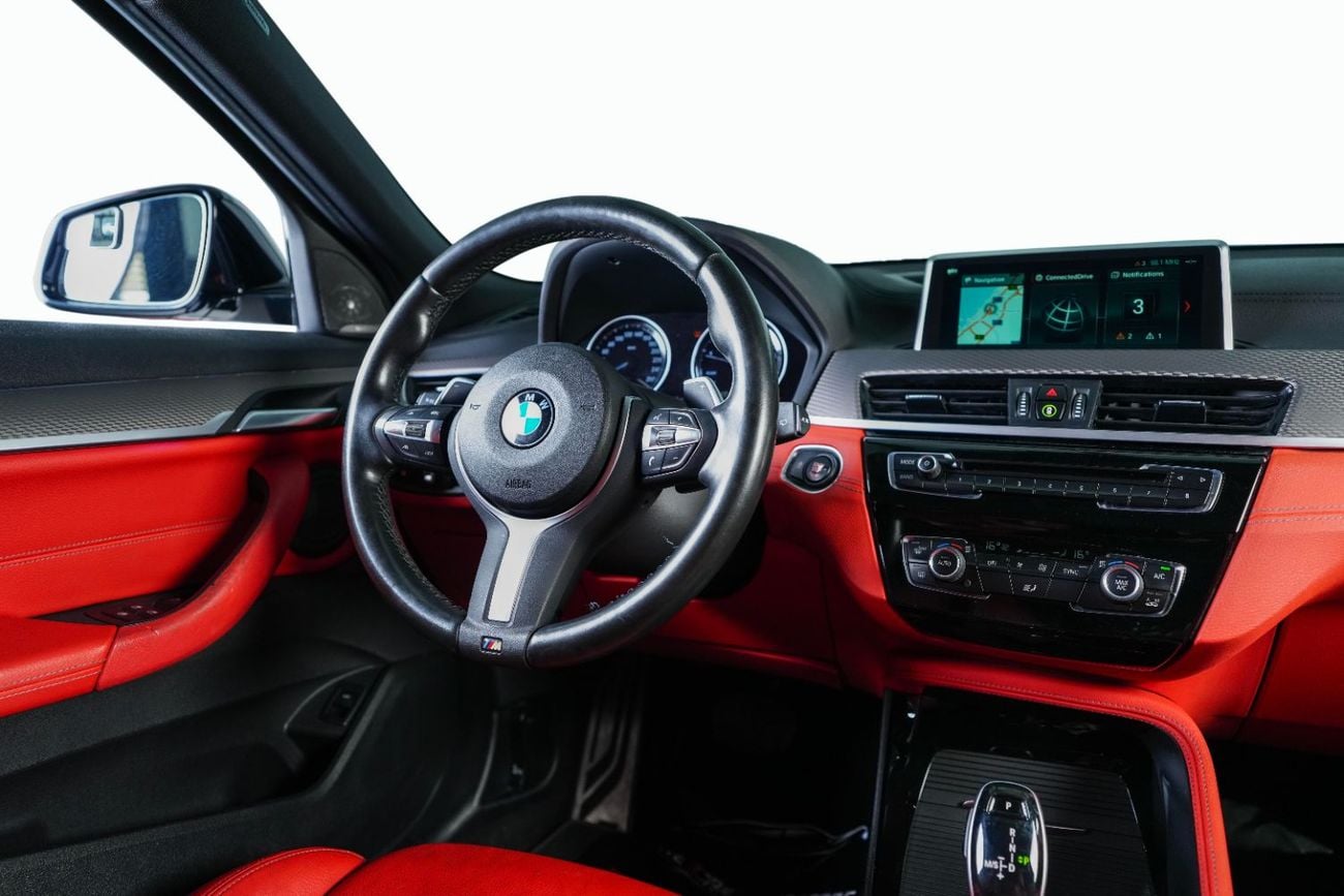 BMW X2 xDrive M35i GCC-BMW service history available-M Sport seats-warranty available