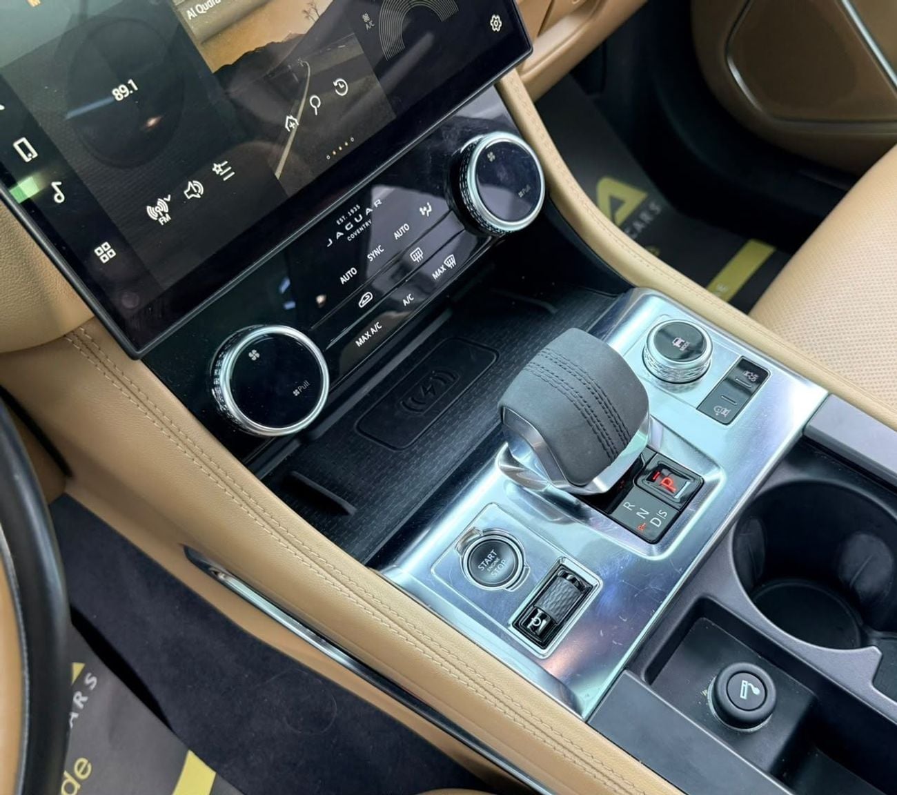 جاكوار F بيس SE P250 2021 Jaguar F-PACE S P250, Warranty, Full Service History, GCC Specs.
