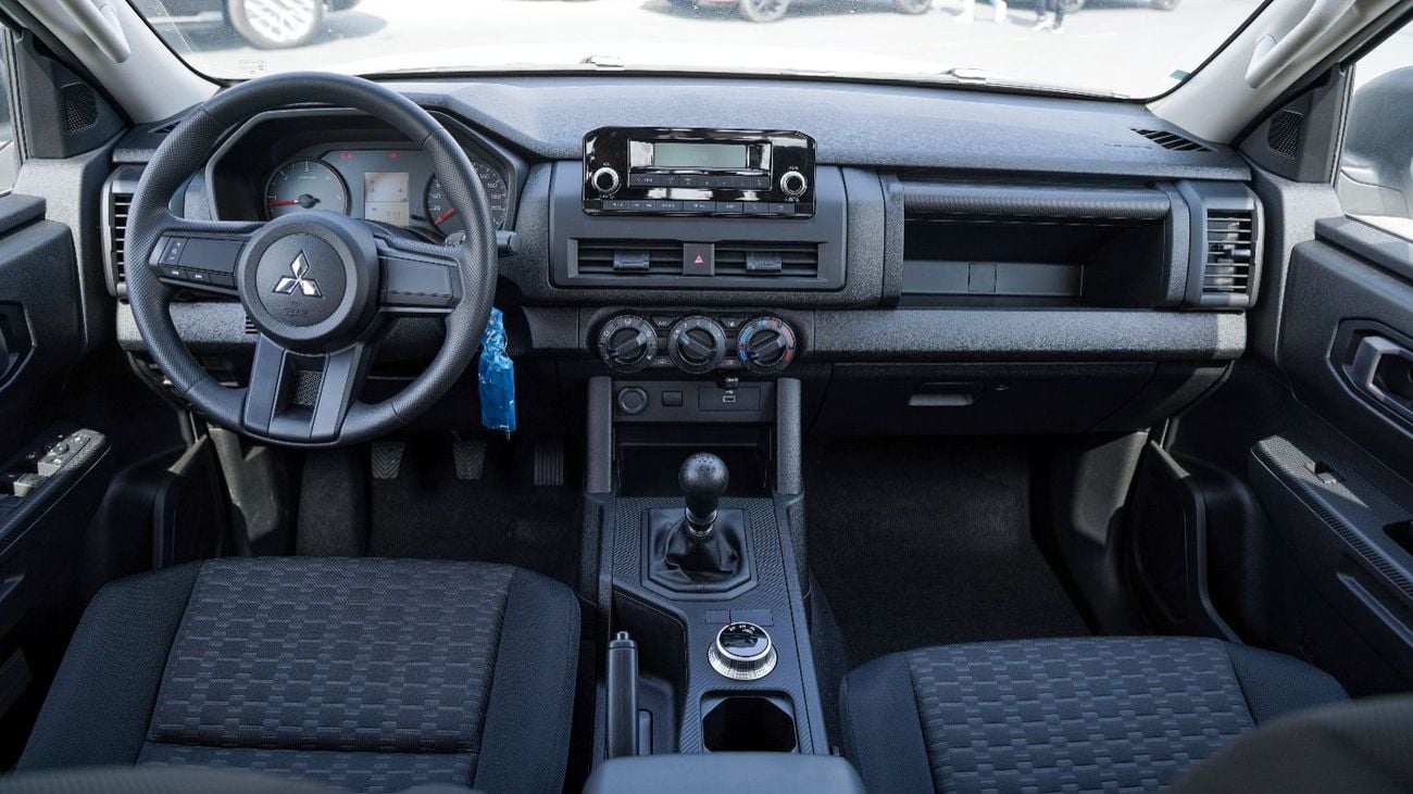 ميتسوبيشي L200 GLX جديدة كلياً – محرك ديزل توربو سعة 2.5 لتر، دفع رباعي، ناقل حركة يدوي – C86 – موديل 2026 (خليجي)
