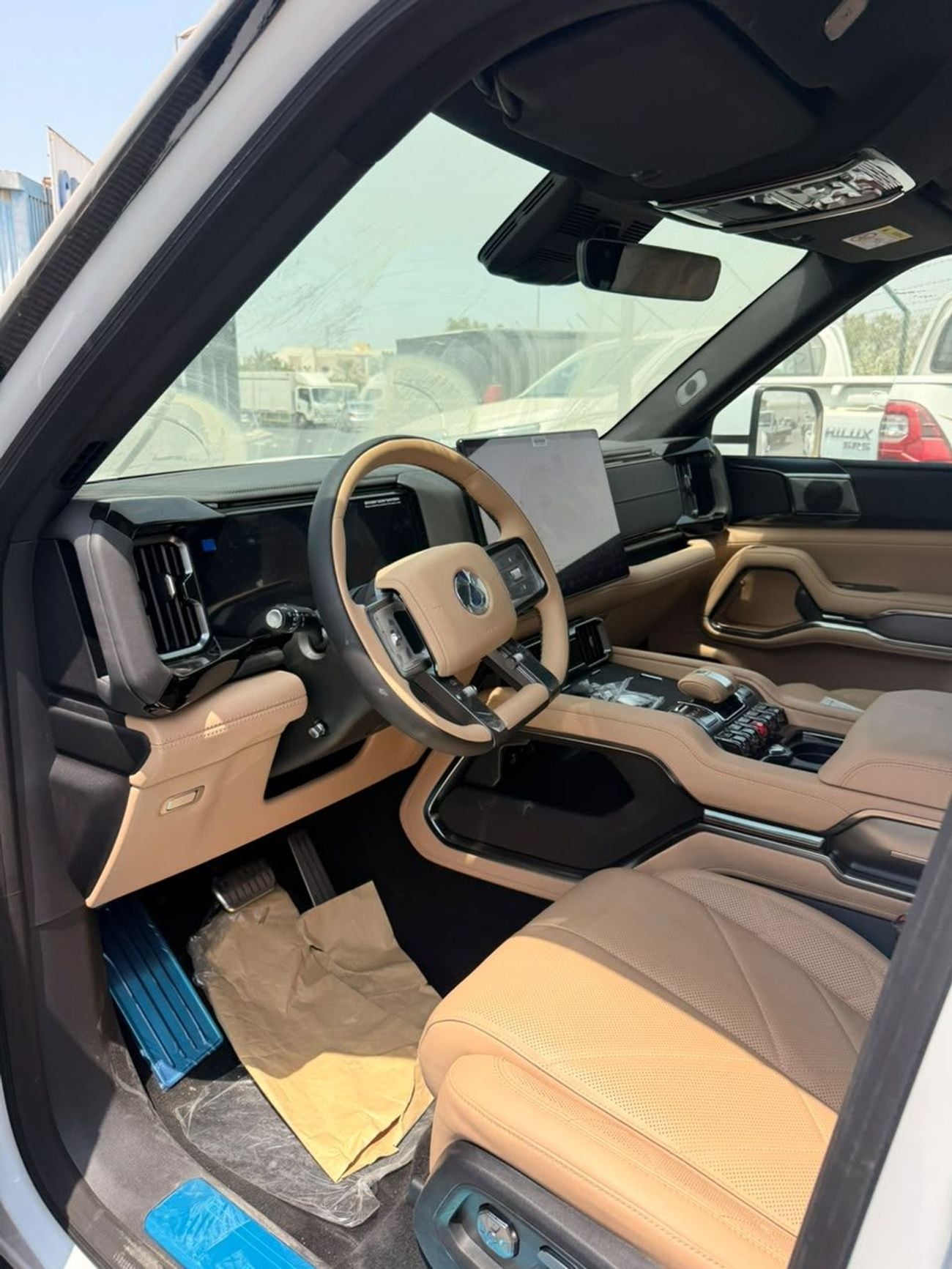 BYD QIN PLUS B8