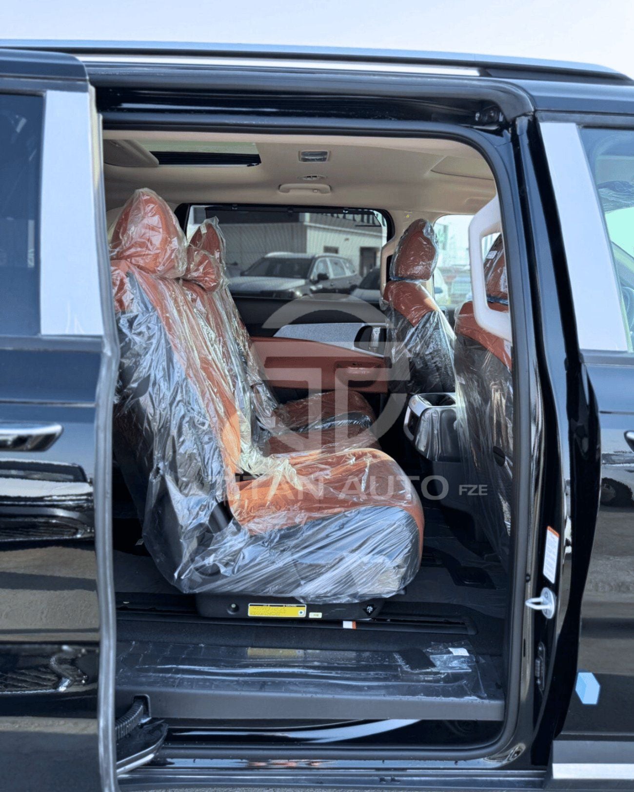 كيا كارنيفال LX KIA CARNIVAL 3.5L 2025 MODEL
