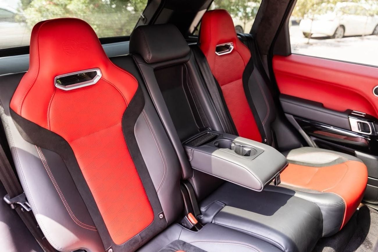 Land Rover Range Rover Sport SVR