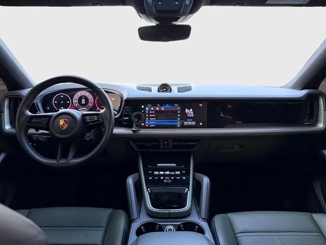Porsche Cayenne COUPE | LOW MILEAGE | GCC | WARRANTY UNTIL
