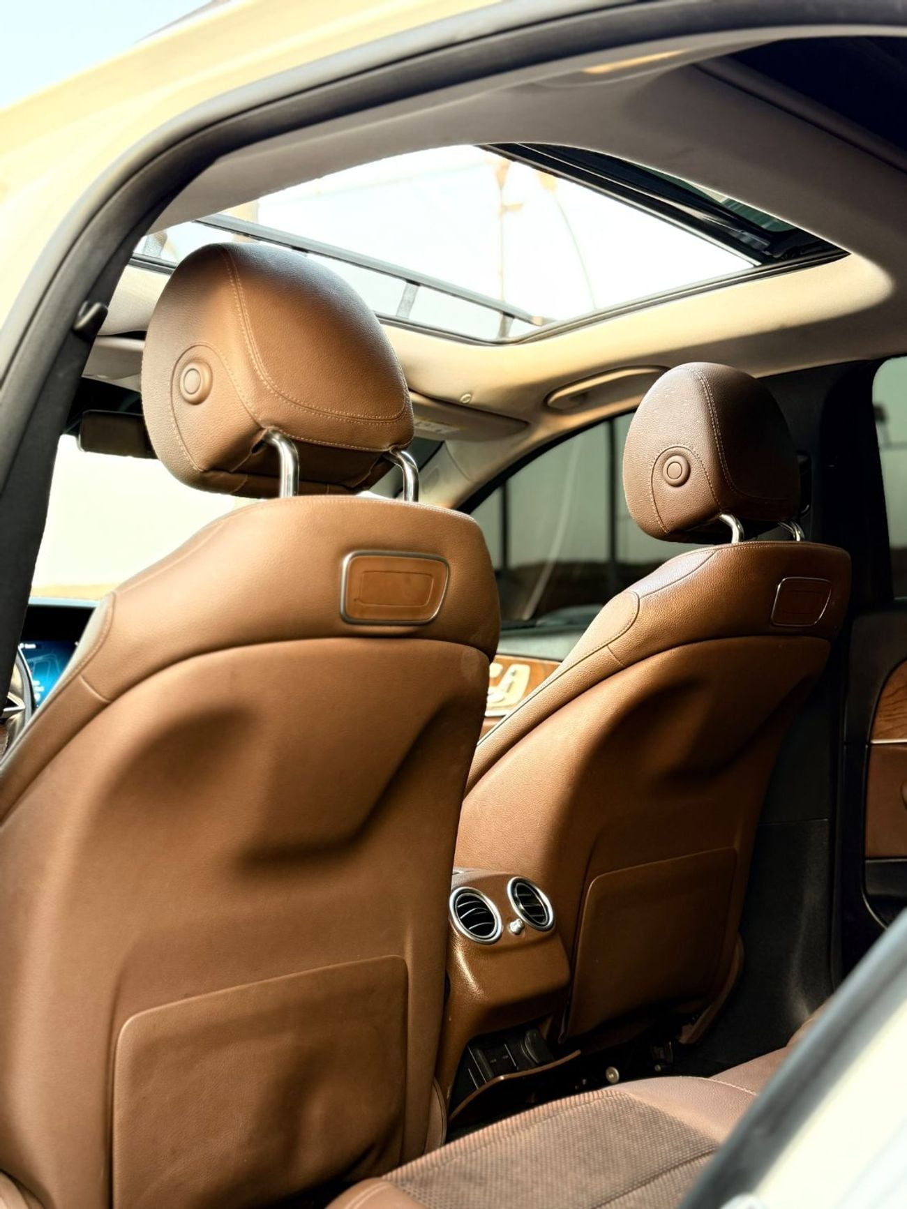 Mercedes Benz E200 PREMIUM