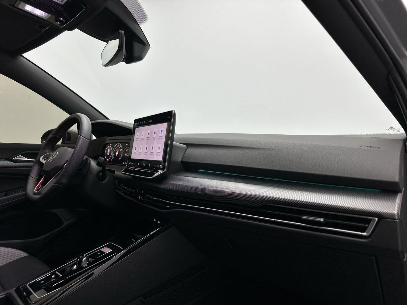 Volkswagen Golf GTI Premium Leather Seats 2L | 22,000 AED SAVINGS from New Car | 265 HP | GCC Specs