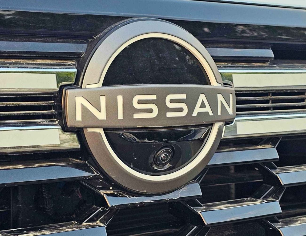 Nissan Patrol LE PLATINUM TURBO DUAL TONE || 3.5 V6 PETROL / FULL OPTION WITH RR ENTERTAINMENT SCREEN