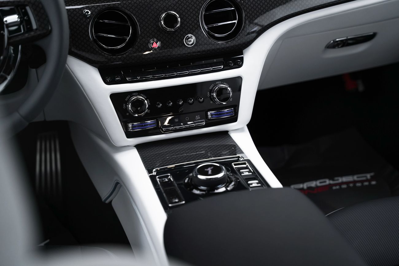 Rolls Royce Spectre STANDARD