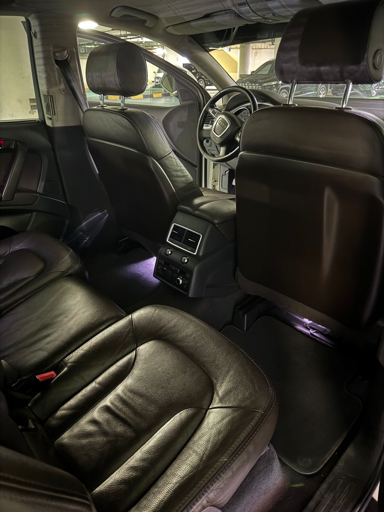 Audi Q7 STANDARD
