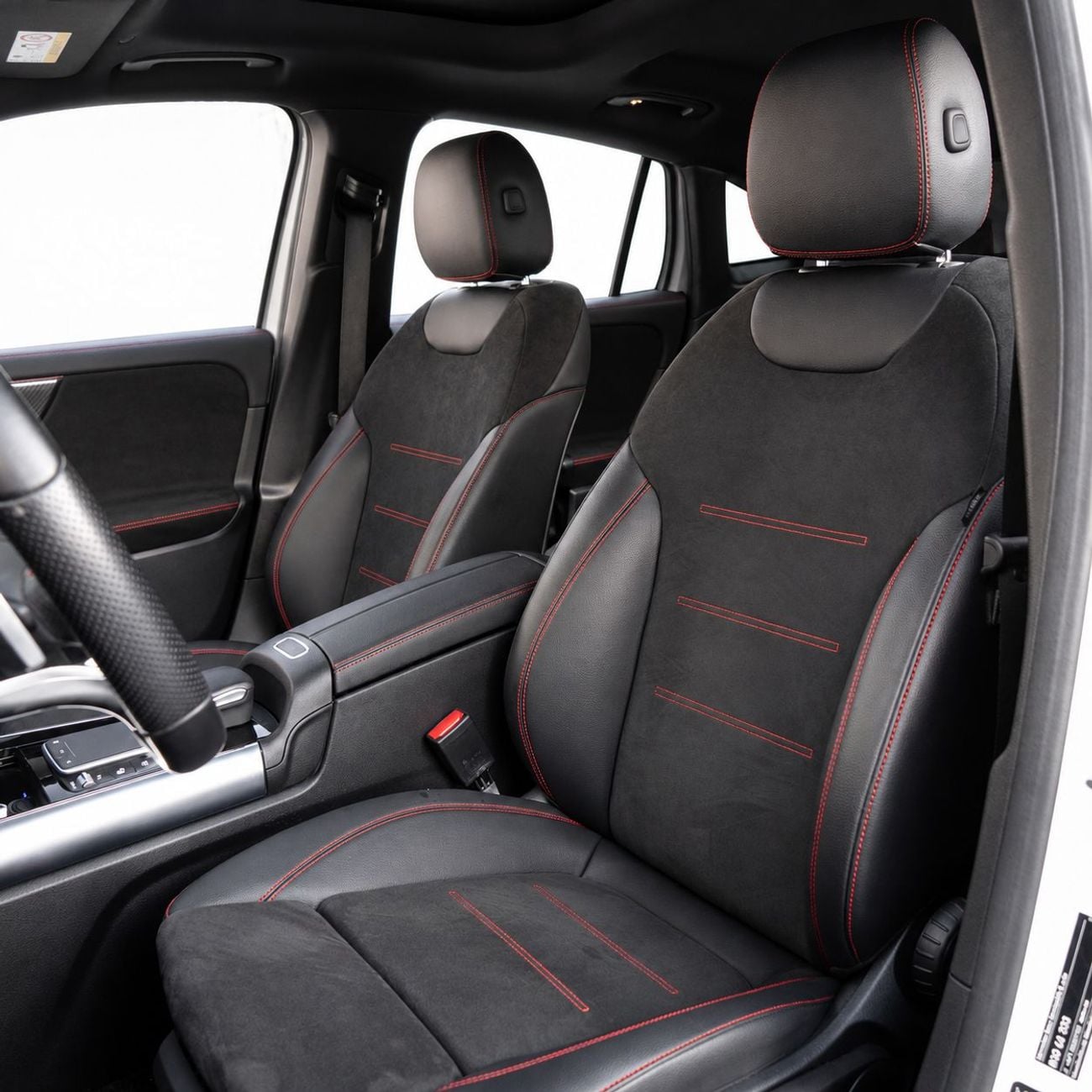 مرسيدس بنز GLA 200 AMG PREMIUM 2,394 درهم إماراتي شهرياً • بدون دفعة أولى • مرسيدس بنز GLA 200 بريميوم • ضمان وعقد صيانة من الوكالة